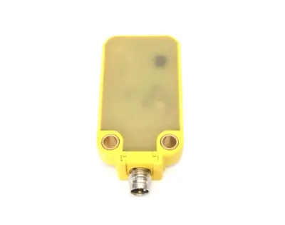 4690210, Ni20-Q14-AP6X2-V1131 | Turck Ni20-Q14-AP6X2-V1131 Rectangular Inductive Sensor M8 Male 3-Pin 4690210 - Used