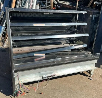 101-0092 CSC Worldwide 15’ Remote Refrigerated Bakery Case