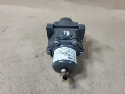 NEW FISHER 67CFR-600