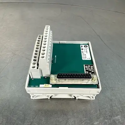 Allen Bradley 1492-AIFM6S-3 Series A Analog Interface Module, (BIN-1.5.5)