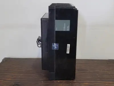 USED SQUARE D LIF363001027