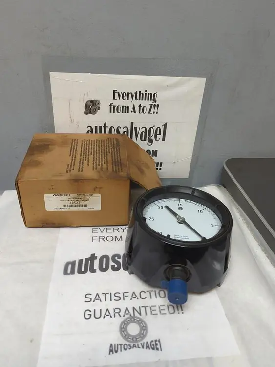 New | in-Stock ASHCROFT 45-1279-AS-04L-30/01MV Universal Pressure Meters Ohio US | Surplus Asset Holdings #1246255