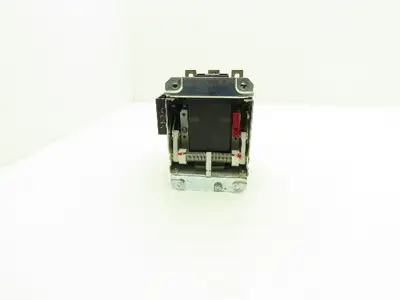 Lovato B180 Motor Starter 575VAC 150HP 440-480VAC Coil
