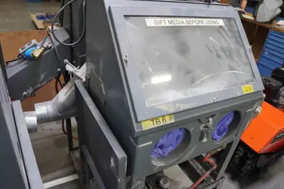 Trinco 20/88 ST Tumble Blaster Sandblasting Cabinet with Stand
