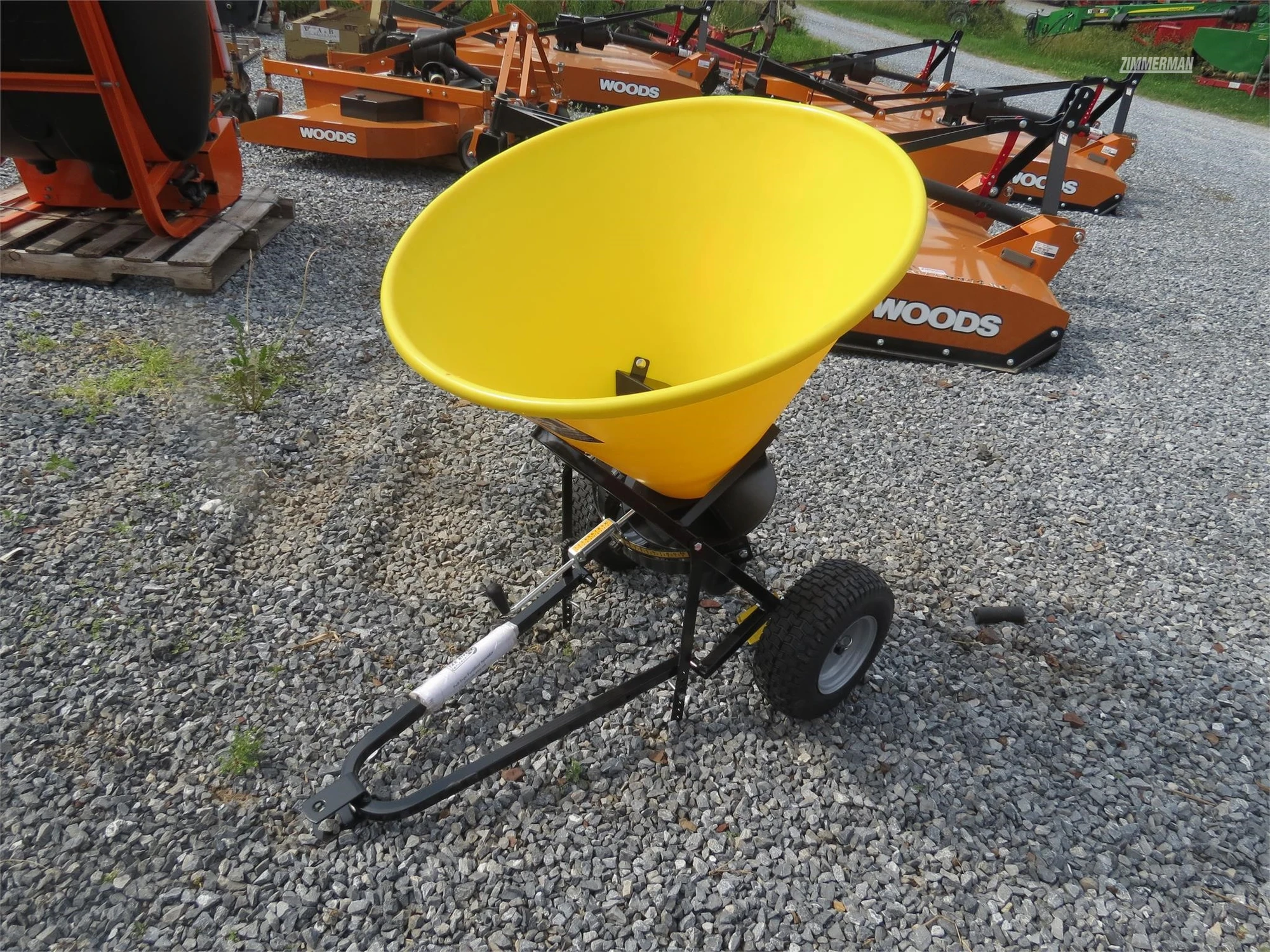 New | in-Stock 2026 TAR RIVER PTS100P Broadcast Spreaders Pennsylvania US | Zimmerman Farm Service #1410438