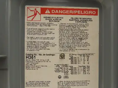 Square D H361N Safety Disconnect Disconnect Switch 30A Fused 3 Pole 600V F05
