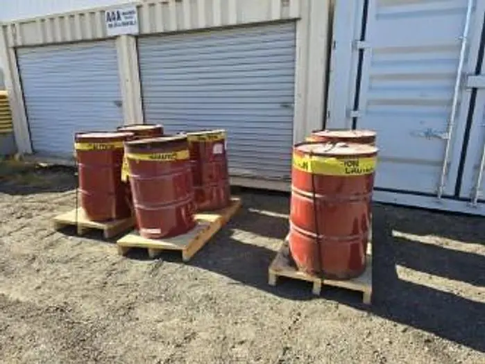 Used MOBIL SAE 30 Commercial Materials & Supplies | Compression Source #416079