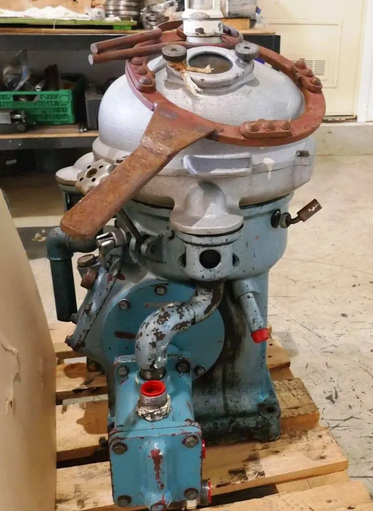 Alfa-Laval MAB 104B-24 oil purifier, SS.