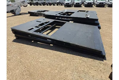 Used _UNKNOWN_ _UNKNOWN_ Flatbed Trucks Texas US | IRS Auction #1415169