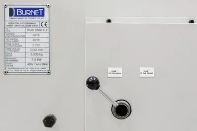 2025 Savika RMT3200 Power Squaring Shears (Gauge) | THREE RIVERS MACHINERY (11)