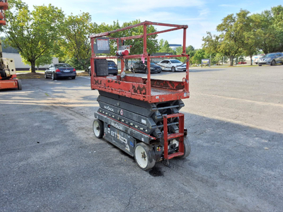 USED 2016 Skyjack SJ3226