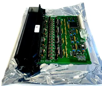 USED GE FANUC IC697MDL750D LOGIC OUTPUT MDL 32PT 24/48VDC .5A
