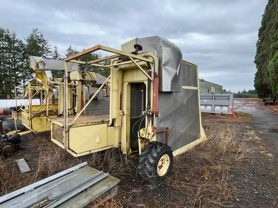 Used _UNKNOWN_ _UNKNOWN_ Self-propelled Harvesters Oregon US | KNM Equipment Sales & Service #1363658