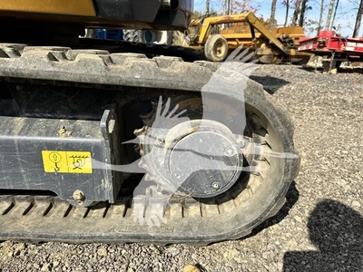 USED 2022 XCMG XE35U