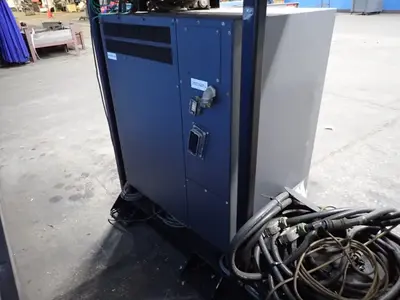 USED YASKAWA / MOTOMAN UP20 / DX200