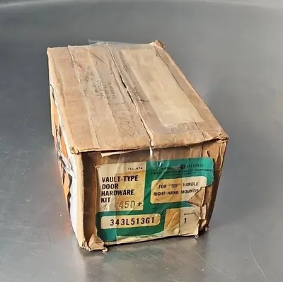 GE 343L513G1 Vault-Type Door Hardware. Loc4D29