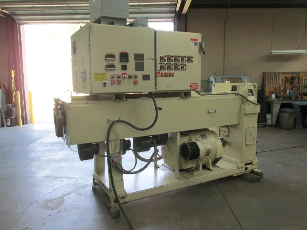 3.5″ NRM PM70 -24:1 N/VENTED AIR COOLED EXTRUDER