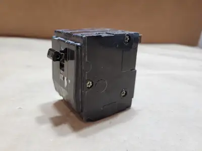 Used SQUARE D QO320 Switchgears British Columbia CA | Lenmark #1438589