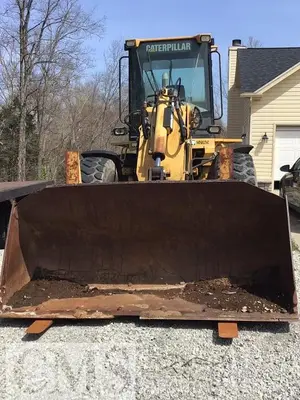 USED CATERPILLAR 924G LOADER