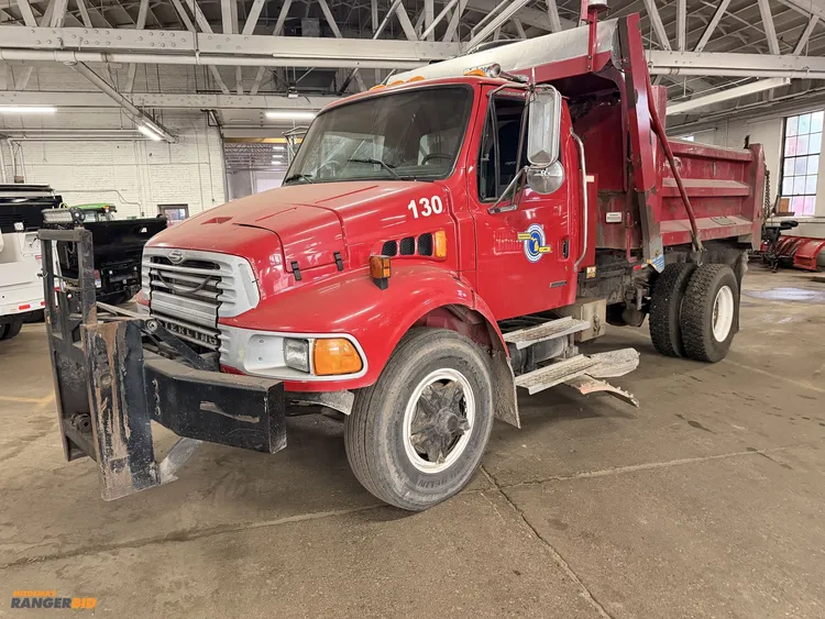 Used 2002 STERLING M7500 ACTERRA Dump trucks Michigan US | Miedema Asset Management Group #1414298