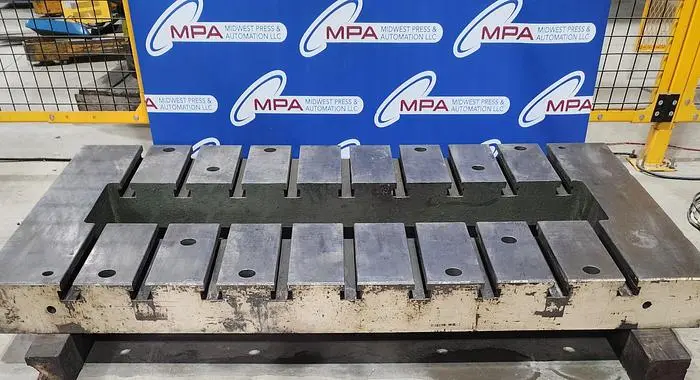 Used MINSTER P2H160 Straight Side Presses Michigan US | Midwest Press and Automation #562957
