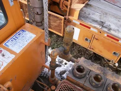 USED 1980 FORD 8000 TANDEM AXLE OILFIELD PUMP / KILL TRUCK