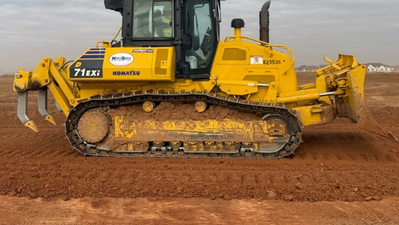 USED 2023 Komatsu D71EXI-24