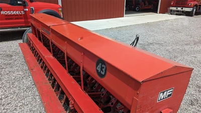 USED MASSEY FERGUSON 43