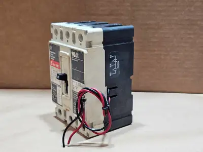 Used WESTINGHOUSE HMCP015E0C Switchgears British Columbia CA | Lenmark #1438219