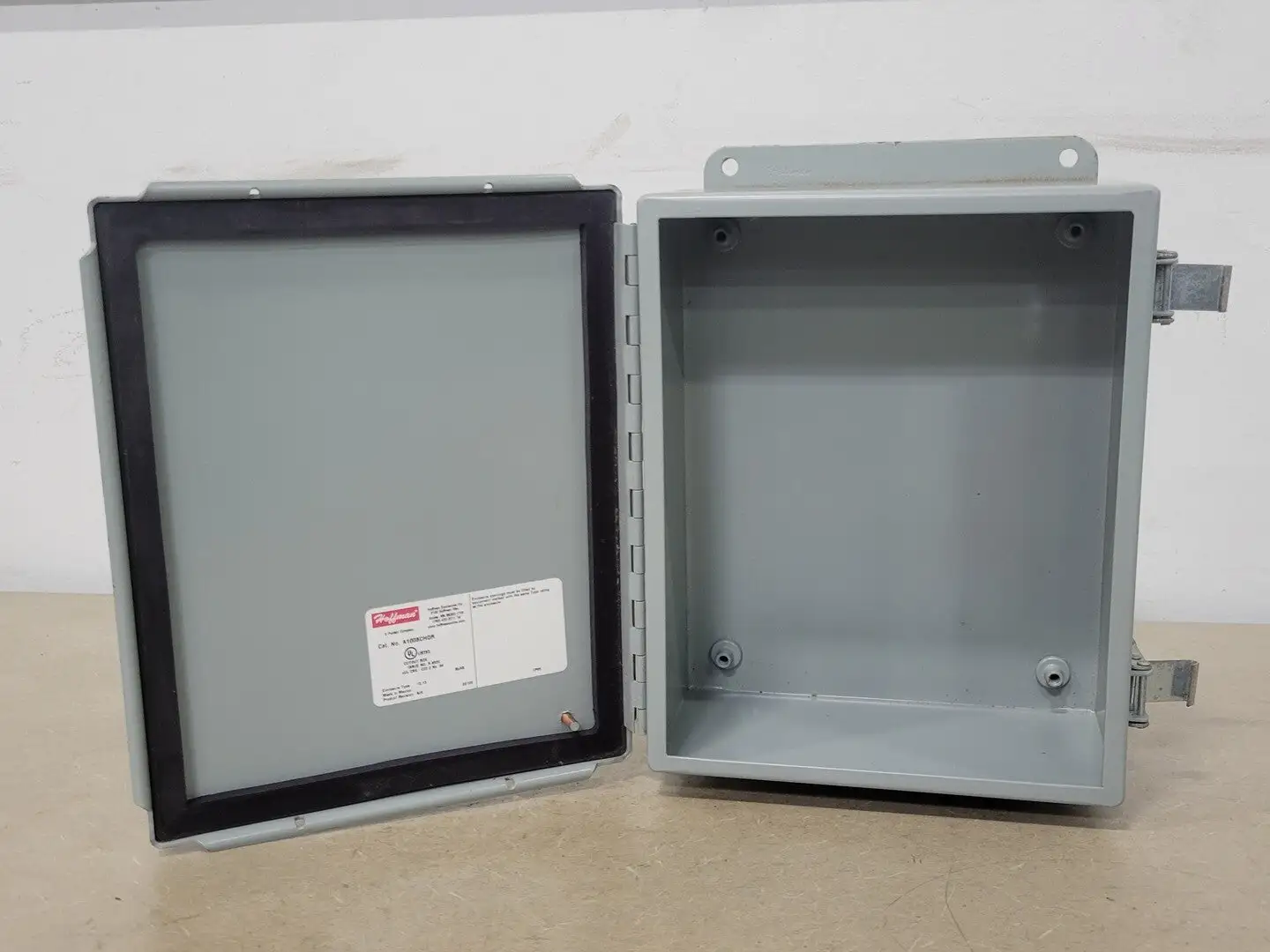 USED HOFFMAN A1008CHQR