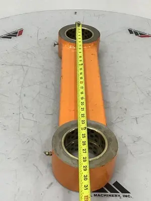 USED CINCINNATI MILACRON 3989641
