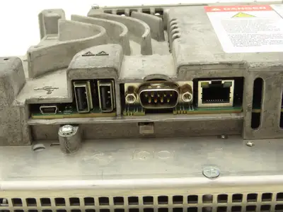 Allen Bradley 2711P-B7C4D8 HMI PanelView Plus 700 Operator Interface 24VDC