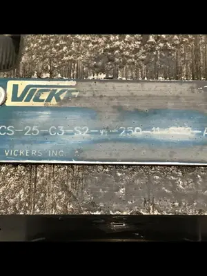 USED VICKERS DG4V3S2AMUHL760EN490