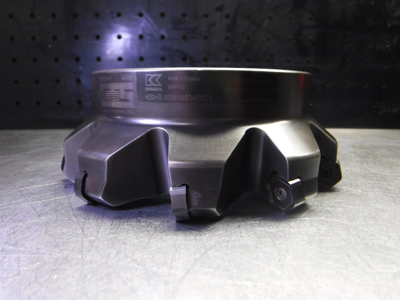 Kennametal 6" Indexable Facemill 2" Arbor KSHR600HN5345XC8 (LOC1122A)