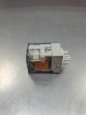 USED Allen-Bradley 700-HA33A1 Ser. D Ice Cube Relay, 11-Pin, 10A