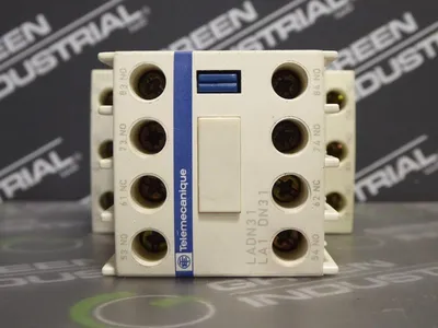 Schneider Electric CAD50 BD 3 Pole Contactor 10A with LADN31 LA1 DN31 Relay Used