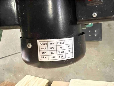 Used GRIZZLY _UNKNOWN_ Dust Collectors California US | MachineryMax #1762960
