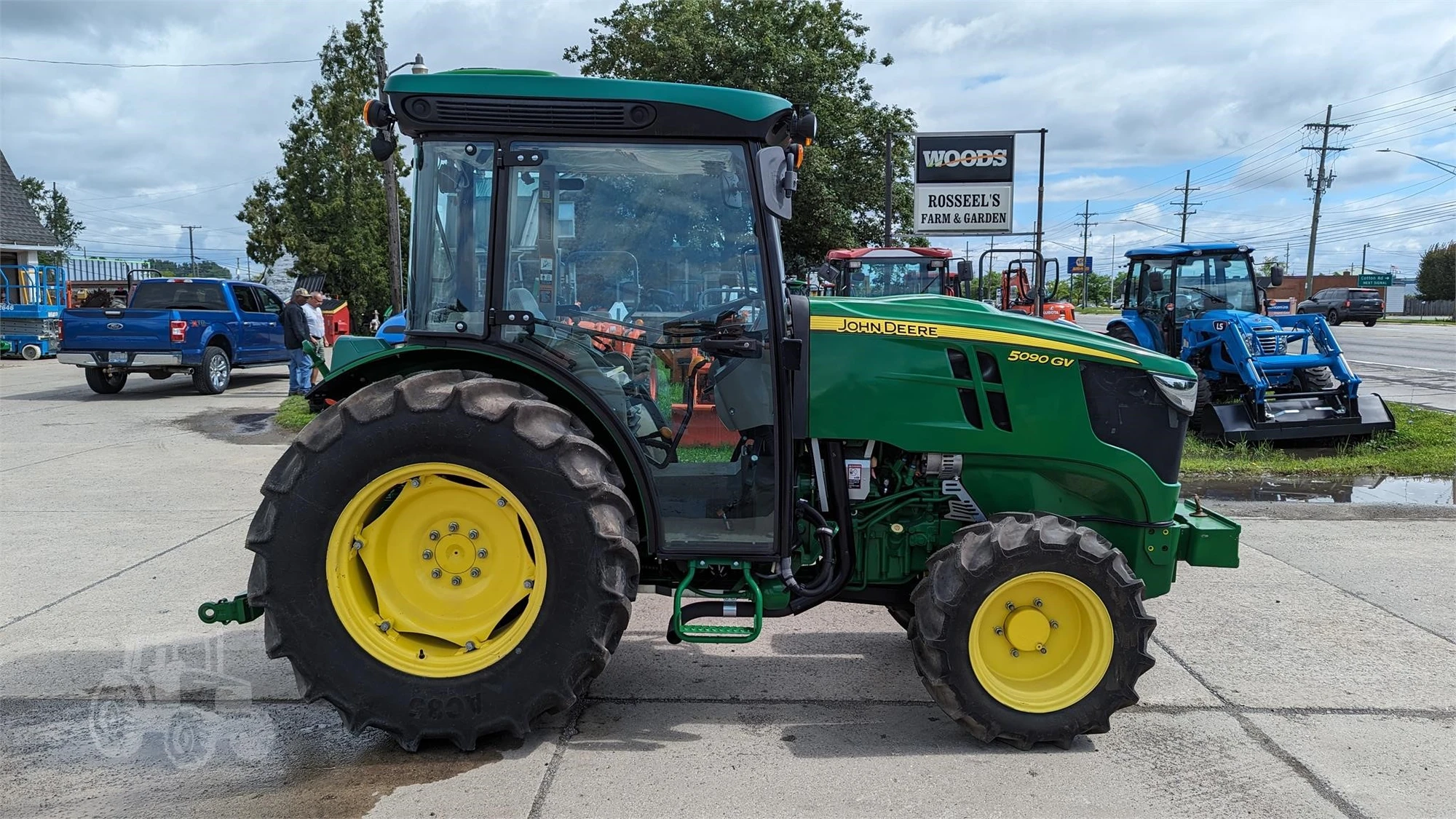 USED 2018 JOHN DEERE 5090GV