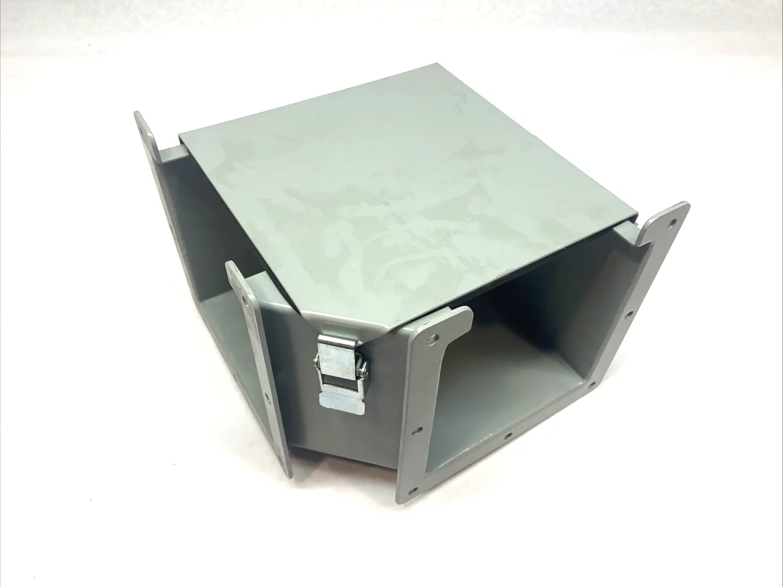 New | in-Stock NVENT HOFFMAN Wireway 90 Degree Elbow 6x6 Top-Open Misc Electrical & Power Parts Michigan US | Maverick Industrial Sales #1402338
