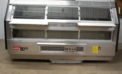 142-0059 Custom Deli’s Inc 7 Well Pan Food Warmer w Lower Open Front Hot Case