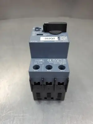 USED Siemens 3RV2011-1BA15 SIRIUS Circuit Breaker w/3RV2928-1K Terminal