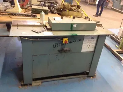 USED LOCKFORMER LFL 16