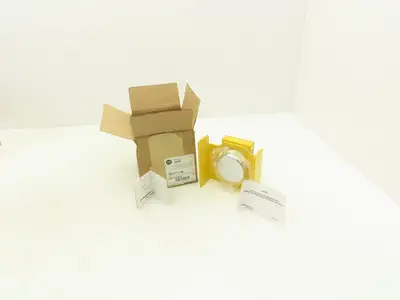 Allen Bradley 800P-F2CGAV Palm Operated Push Button Switch Flush Mount 1NO 1NC
