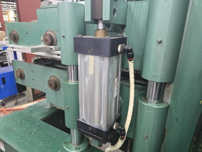 8" x 50" Conair/Metaplast Cleated Puller, Model PC8-50SP
