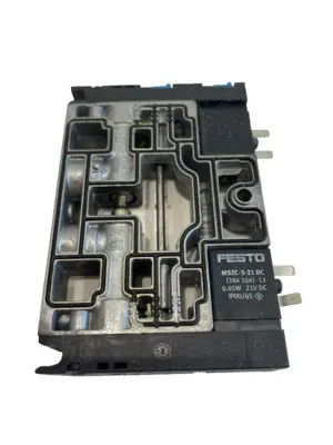 NEW FESTO CPV14-M1H-5JS-1/8 SOLENOID VALVE 161361 CPV14M1H5JS18