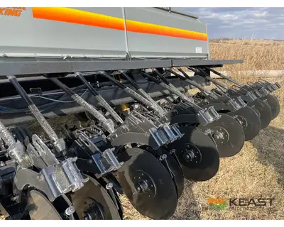 Used CRUSTBUSTER _UNKNOWN_ No-Till Drills Iowa US | Keast Enterprises #1360247