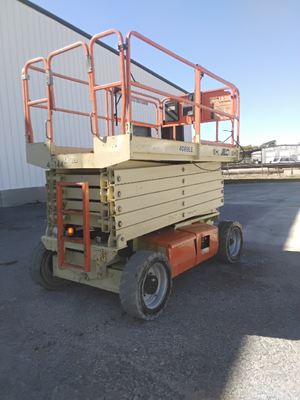 USED 2017 JLG 4069LE