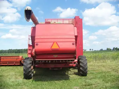 Used 1981 MASSEY FERGUSON 860 Combines Michigan US | NAS Sales #1557811