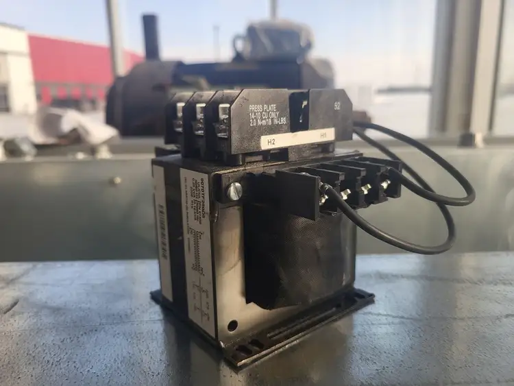 Used SQUARE D 9070TF250D5 Transformers British Columbia CA | Lenmark #477579
