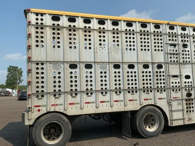 Used 2007 MERRITT 53' ALUMINUM LIVESTOCK Agricultural Trailers Michigan US | Miedema Asset Management Group #1328961